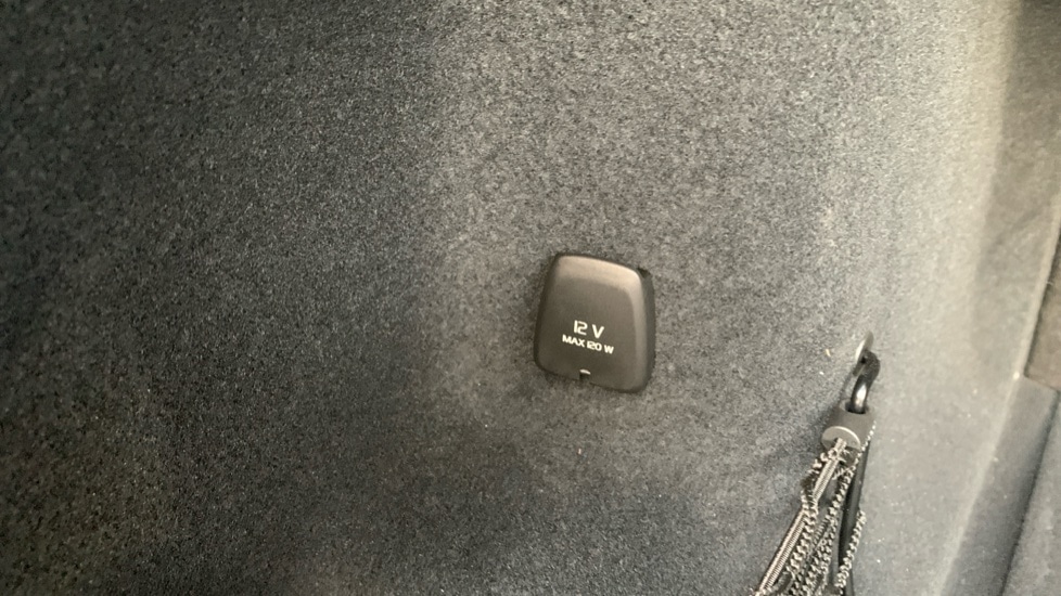 Used Volvo XC60 2025 for sale - 76888833: Photo 47