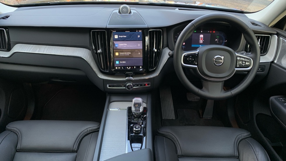 Used Volvo XC60 2025 for sale - 76888833: Photo 5