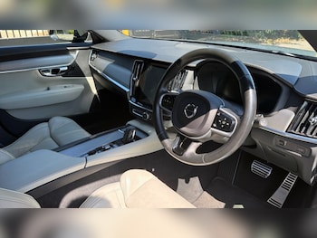 Used Volvo V90 2021 for sale - 79396708: Photo