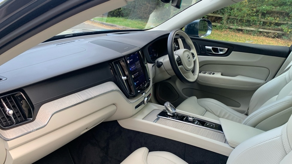 Used Volvo XC60 2021 for sale - 76722106: Photo 47
