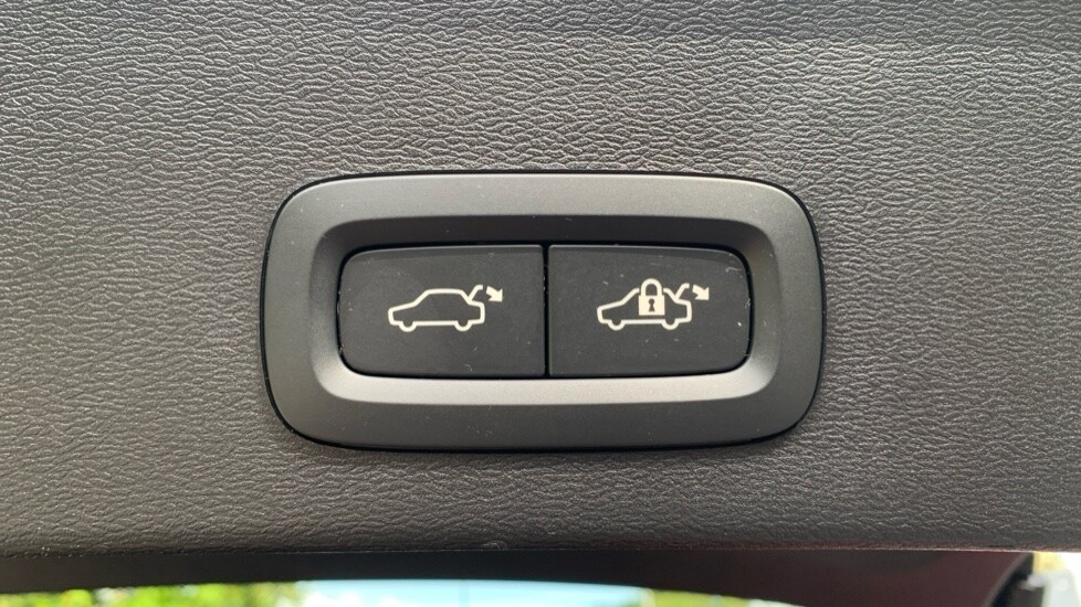 Used Volvo XC40 2024 for sale - 75796785: Photo 21