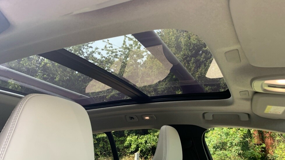 Used Volvo XC40 2024 for sale - 75796785: Photo 47