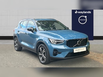 Used Volvo XC40 2023 for sale - 75996951: Photo