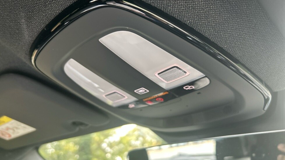 Used Volvo XC40 2023 for sale - 75996951: Photo 28