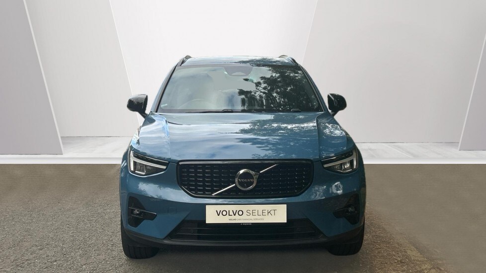 Used Volvo XC40 2023 for sale - 75996951: Photo 8