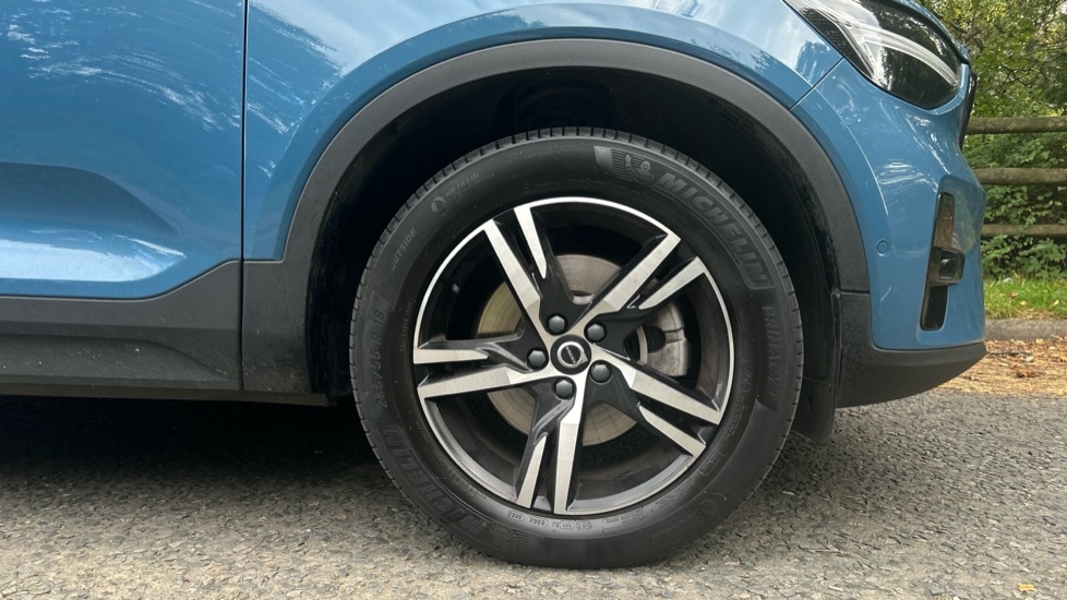 Used Volvo XC40 2023 for sale - 75996951: Photo 9