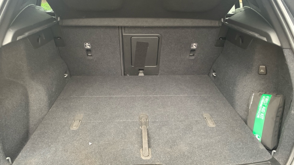 Used Volvo XC40 2023 for sale - 77160728: Photo 14