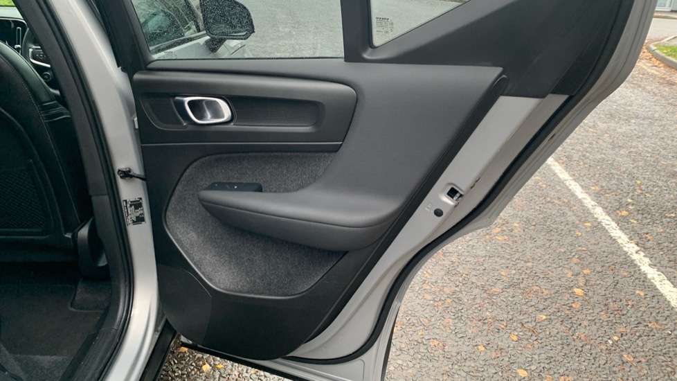 Used Volvo XC40 2023 for sale - 77160728: Photo 19