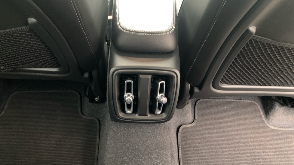 Used Volvo XC40 2023 for sale - 77160728: Photo 22