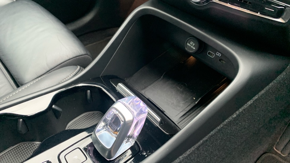 Used Volvo XC40 2023 for sale - 77160728: Photo 38