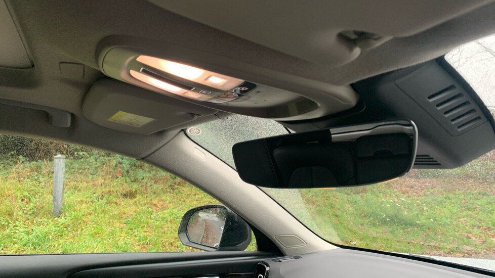 Used Volvo XC40 2023 for sale - 77160728: Photo 39