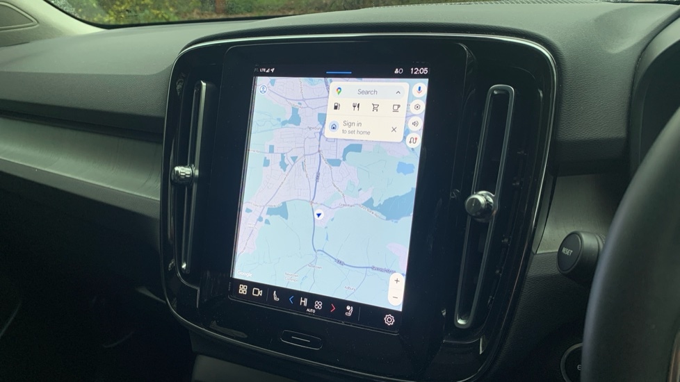 Used Volvo XC40 2023 for sale - 77160728: Photo 40