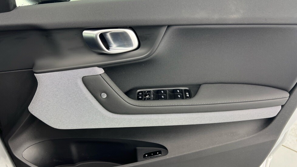Used Polestar Polestar 2 2023 for sale - 76037667: Photo 33