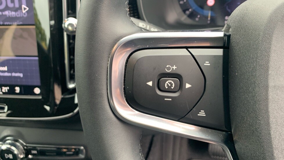 Used Volvo XC40 2025 for sale - 75771449: Photo 18
