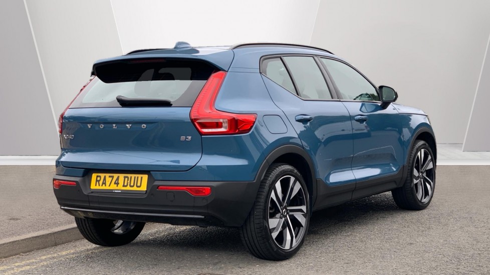 Used Volvo XC40 2025 for sale - 75771449: Photo 2