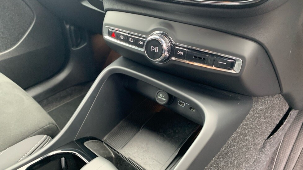 Used Volvo XC40 2025 for sale - 75771449: Photo 21