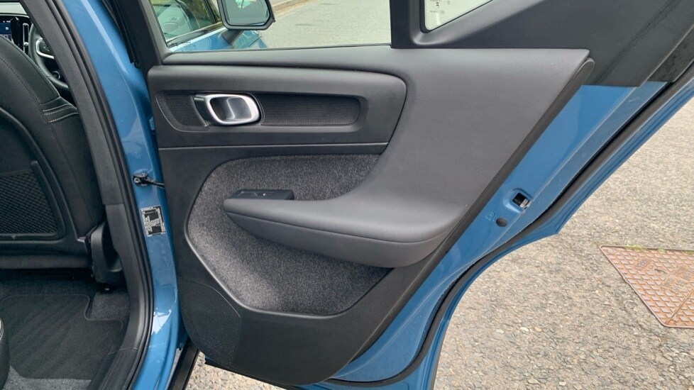 Used Volvo XC40 2025 for sale - 75771449: Photo 23