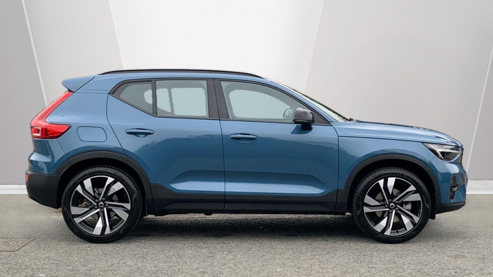 Used Volvo XC40 2025 for sale - 75771449: Photo 3