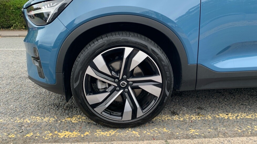 Used Volvo XC40 2025 for sale - 75771449: Photo 36