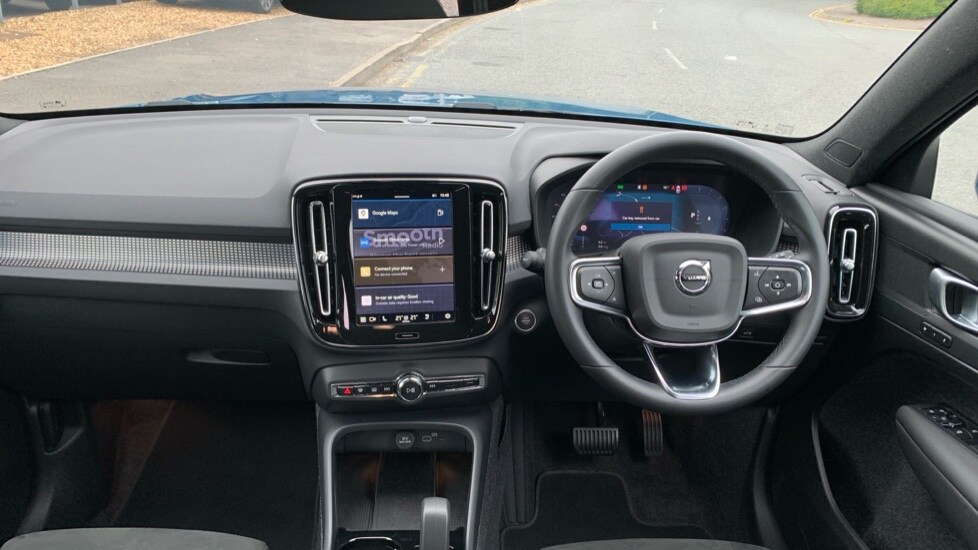 Used Volvo XC40 2025 for sale - 75771449: Photo 5