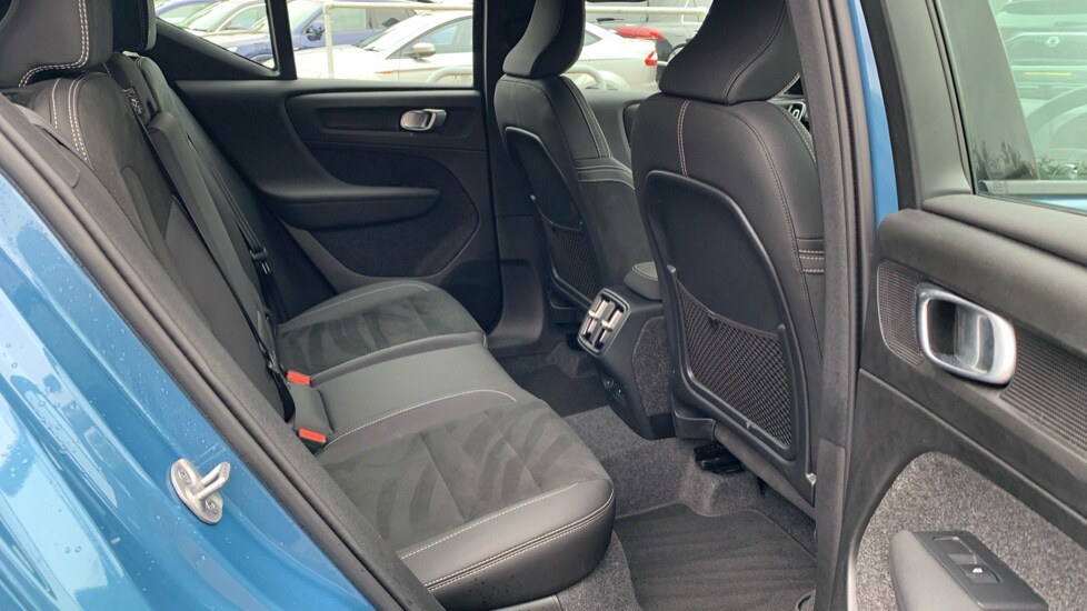 Used Volvo XC40 2025 for sale - 75771449: Photo 6