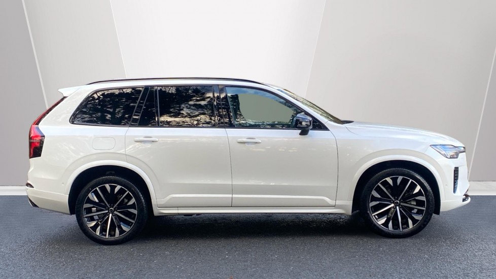 Used Volvo XC90 2025 for sale - 77293377: Photo 3