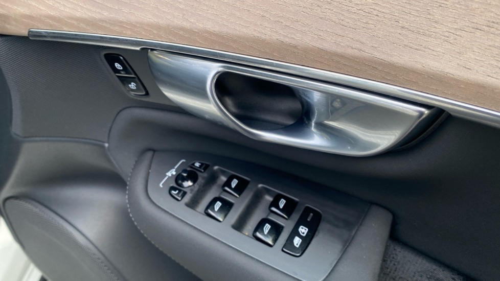 Used Volvo XC90 2025 for sale - 77293377: Photo 32