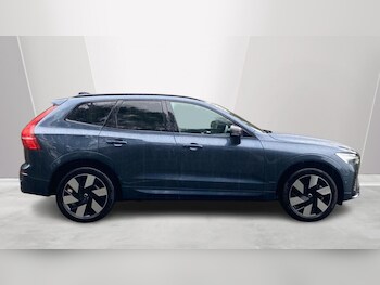 Used Volvo XC60 2025 for sale - 77855752: Photo