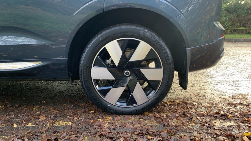 Used Volvo XC60 2024 for sale - 77218686: Photo 18