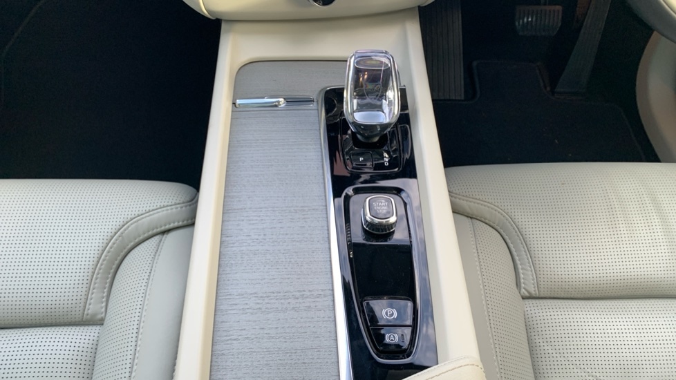 Used Volvo XC60 2024 for sale - 77218686: Photo 41