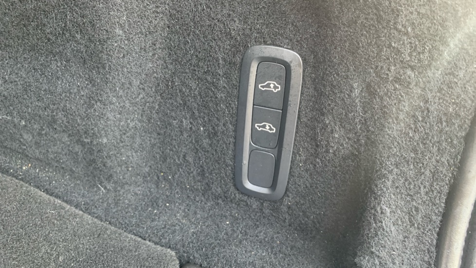 Used Volvo XC60 2024 for sale - 77218686: Photo 46