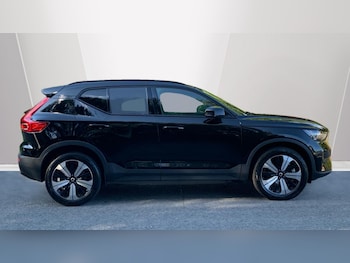 Used Volvo XC40 2023 for sale - 75735145: Photo