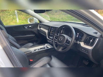 Used Volvo XC60 2020 for sale - 77665009: Photo