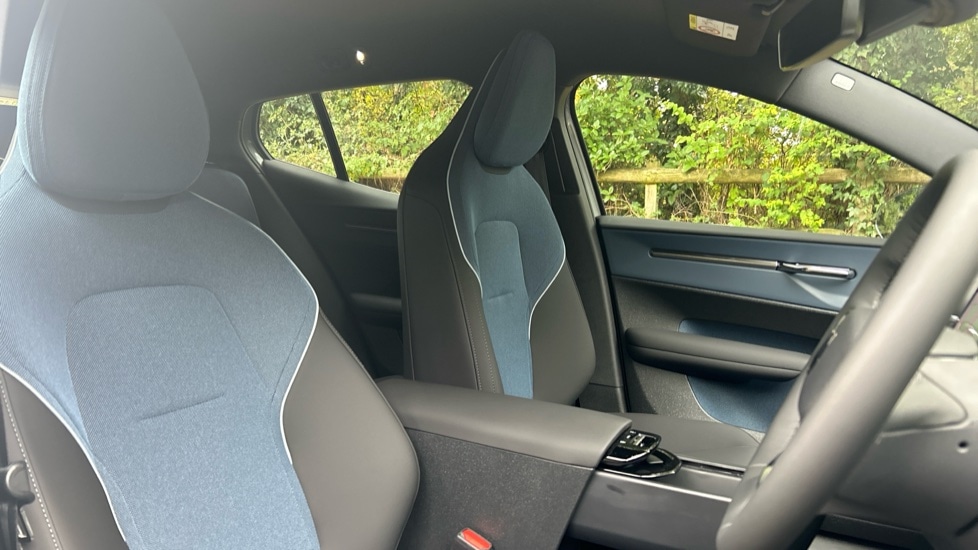 Used Volvo EX30 2025 for sale - 75996816: Photo 31