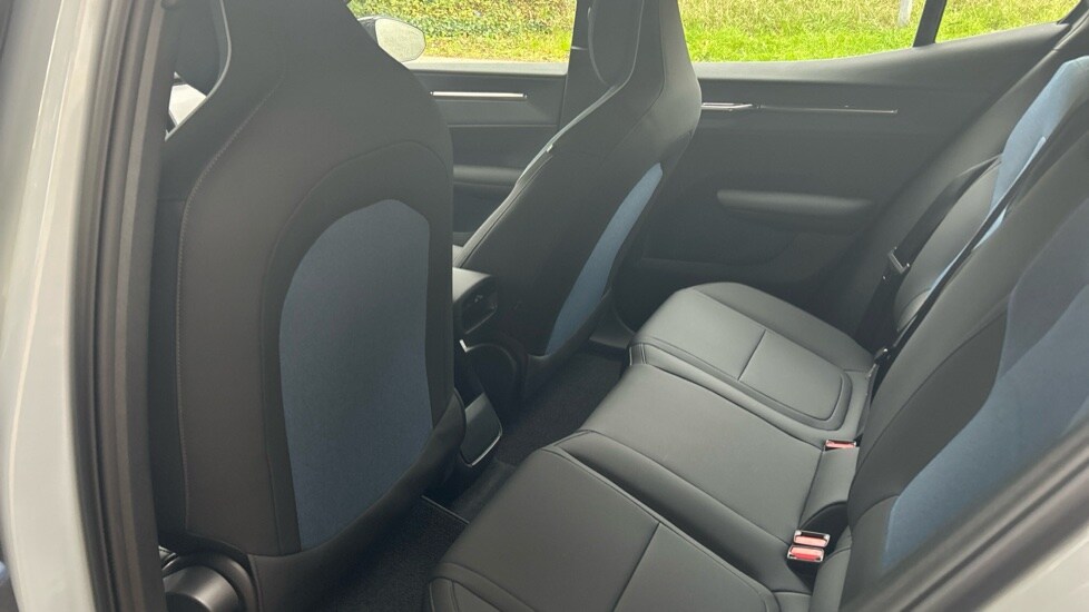 Used Volvo EX30 2025 for sale - 75996816: Photo 33