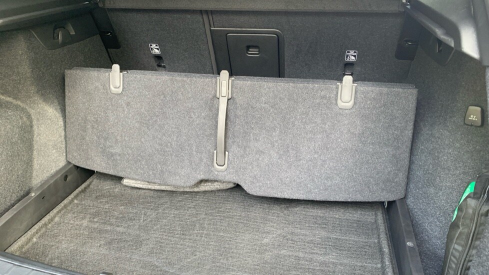 Used Volvo XC40 2025 for sale - 76195986: Photo 17