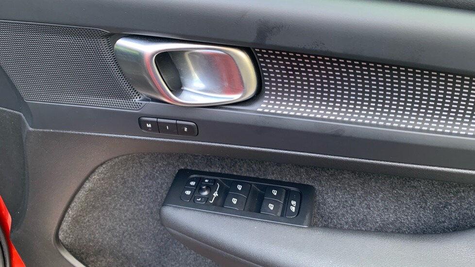 Used Volvo XC40 2025 for sale - 76195986: Photo 25