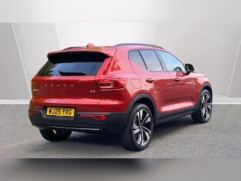 Used Volvo XC40 2025 for sale - 76195986: Photo 2