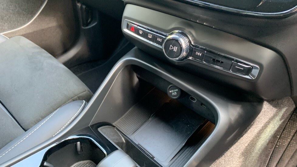 Used Volvo XC40 2025 for sale - 76195986: Photo 31