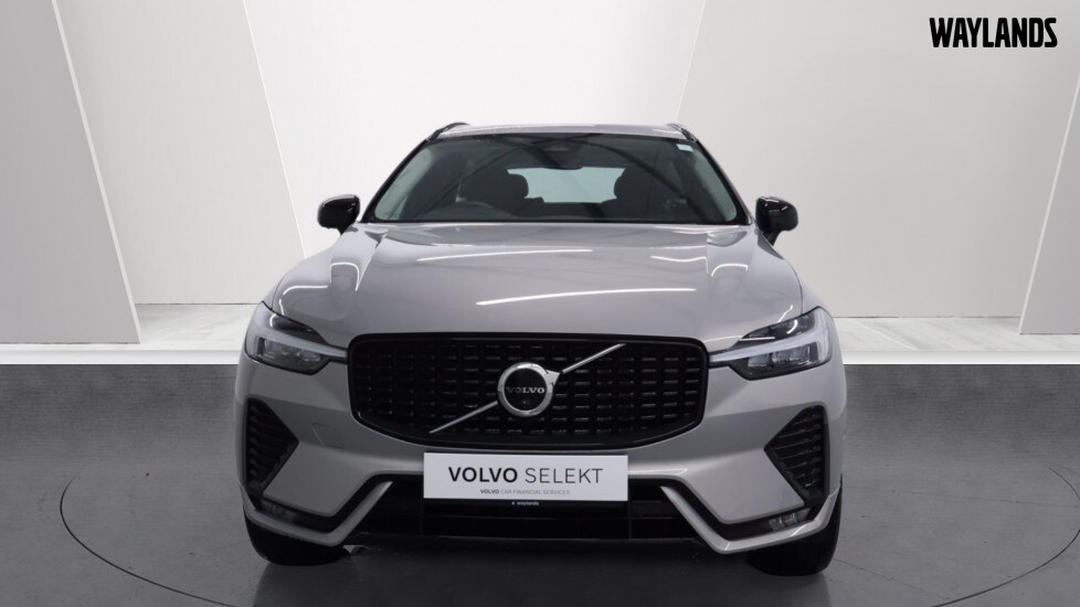 Used Volvo XC60 2023 for sale - 77995048: Photo 12