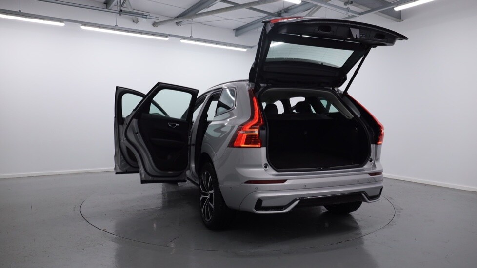 Used Volvo XC60 2023 for sale - 77995048: Photo 33