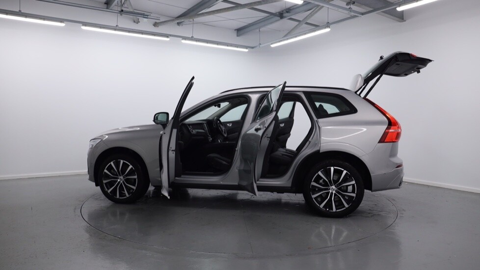 Used Volvo XC60 2023 for sale - 77995048: Photo 34