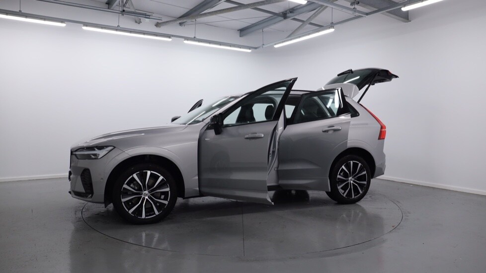 Used Volvo XC60 2023 for sale - 77995048: Photo 35