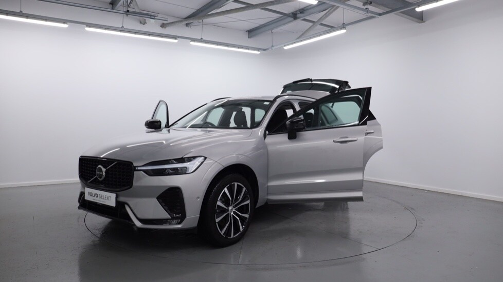 Used Volvo XC60 2023 for sale - 77995048: Photo 36