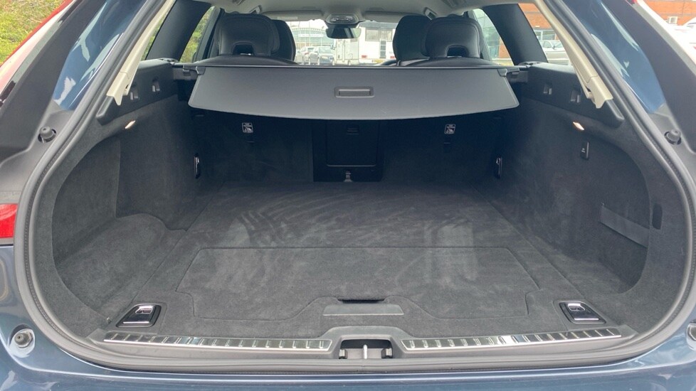 Used Volvo V90 2025 for sale - 77634658: Photo 14