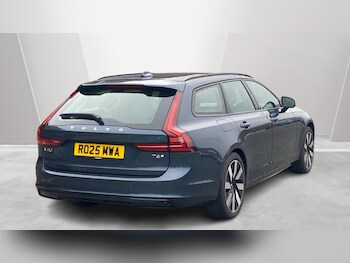 Used Volvo V90 2025 for sale - 77634658: Photo