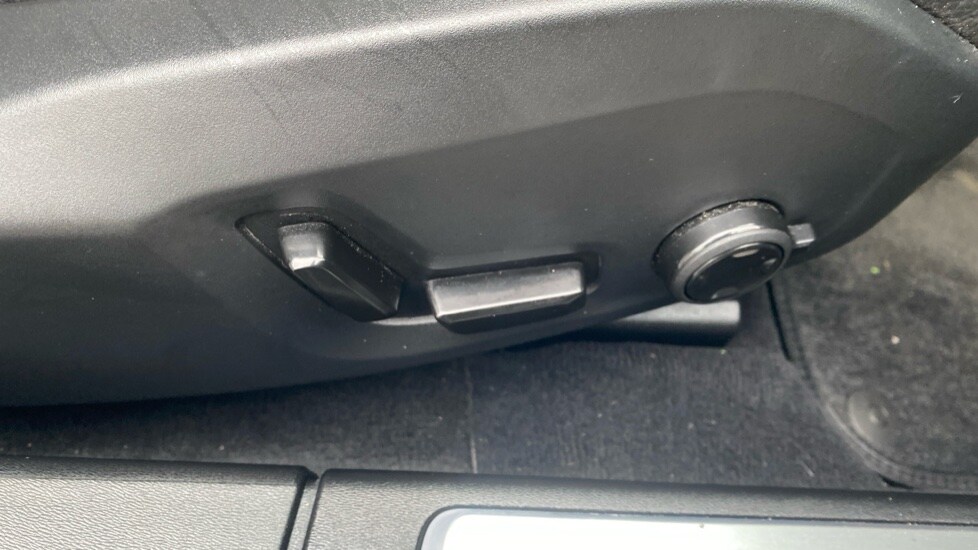 Used Volvo V90 2025 for sale - 77634658: Photo 32