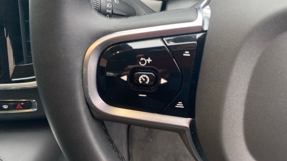 Used Volvo V90 2025 for sale - 77634658: Photo 35