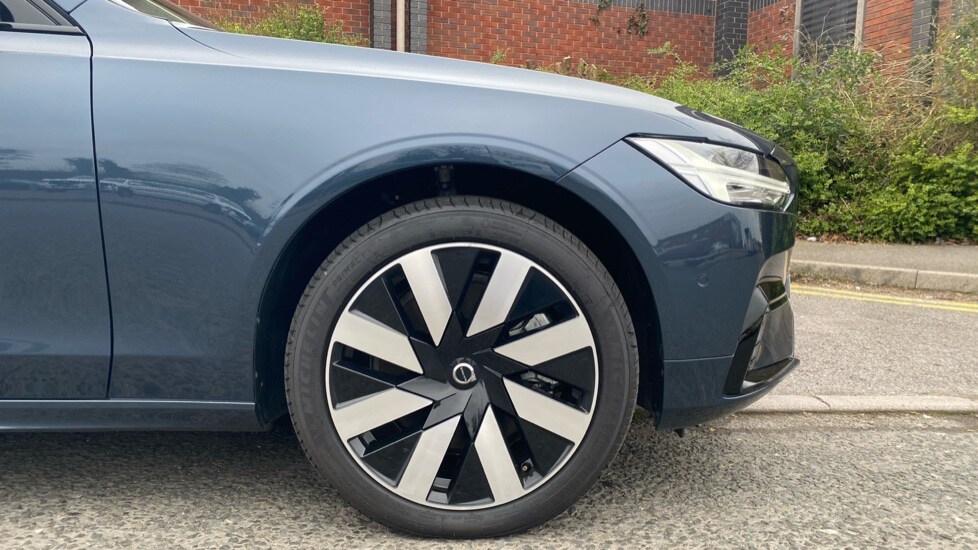 Used Volvo V90 2025 for sale - 77634658: Photo 9