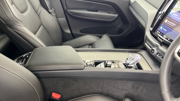 Used Volvo XC60 2024 for sale - 75980030: Photo 32